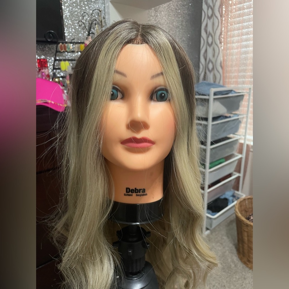 CSC  wig #6 - Picture 8 of 8